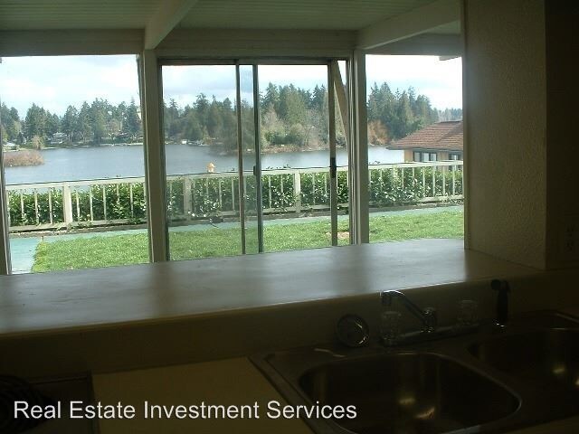 Building Photo - 9723 Lake Steilacoom Dr SW
