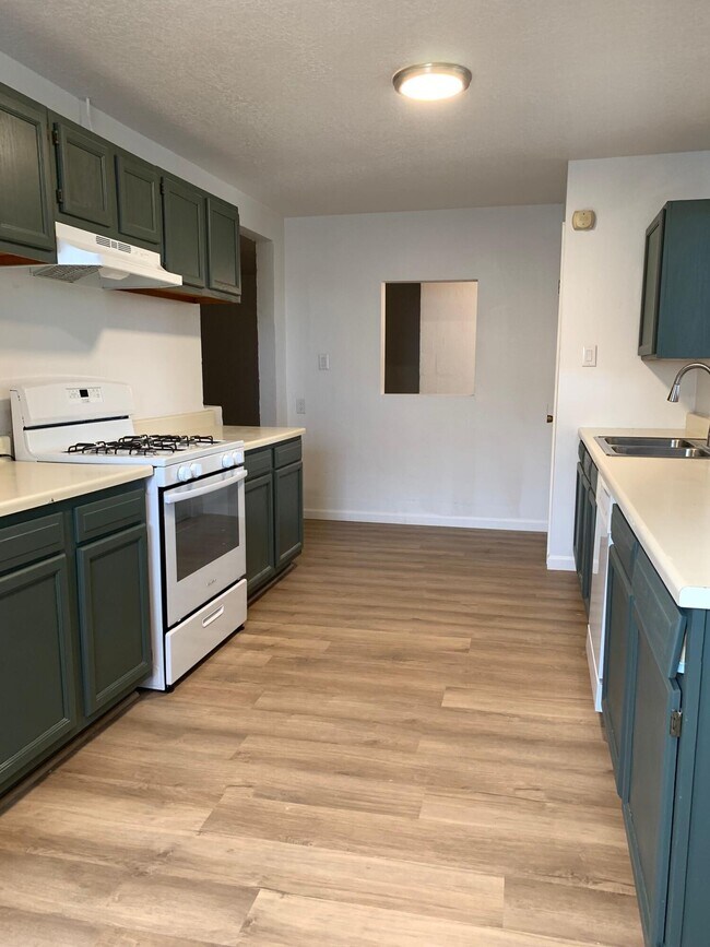 Foto del edificio - 9656 4th St NW