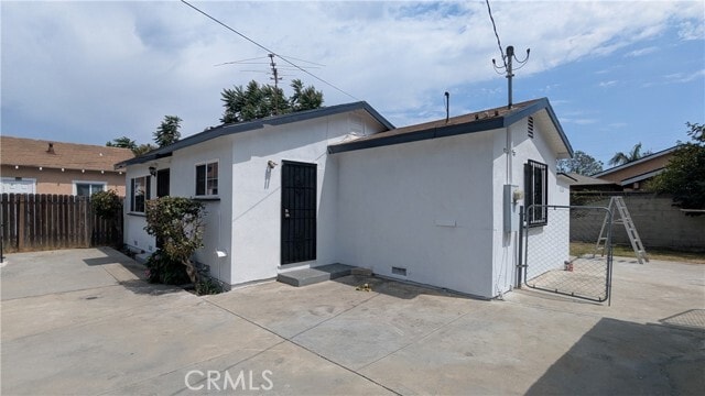 Foto del edificio - 422 W Bencamp St