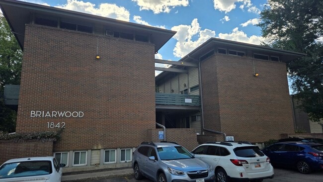 Photo - 1842 Canyon Blvd Apartment