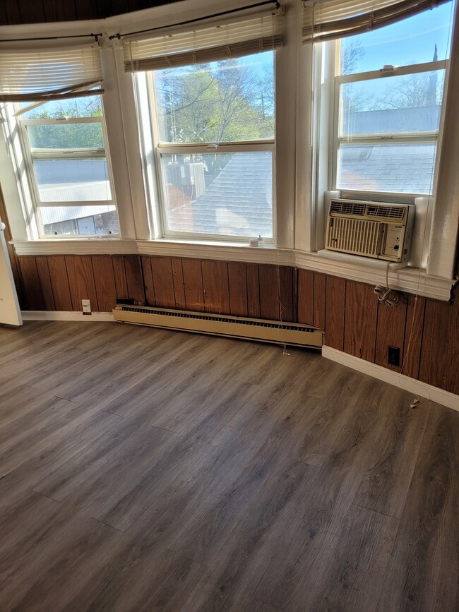 Foto del edificio - 1235 32nd St