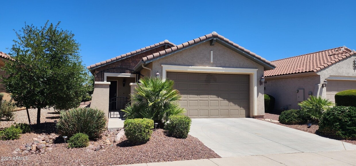 Primary Photo - 26170 W Vista N Dr