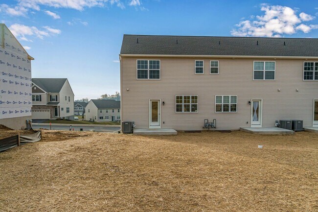 Foto del edificio - 541 Brook Shire Ct