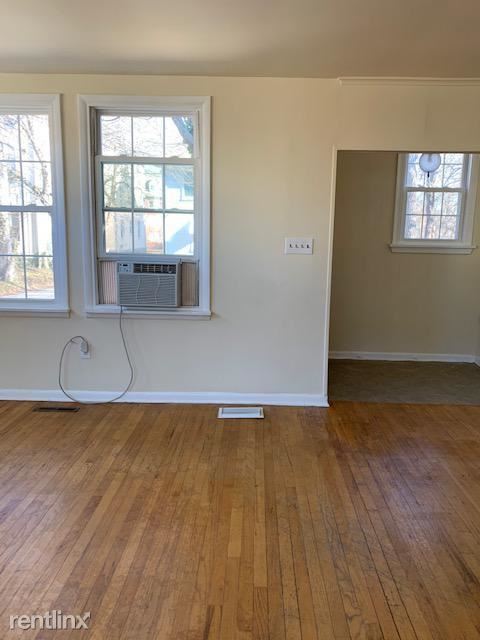 Foto del edificio - 3 br, 1 bath House - 4204 Roland Ave
