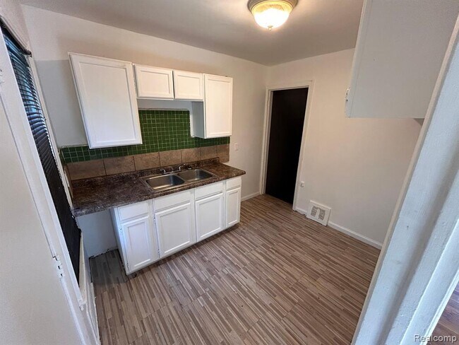 Building Photo - 14320 Curtis St