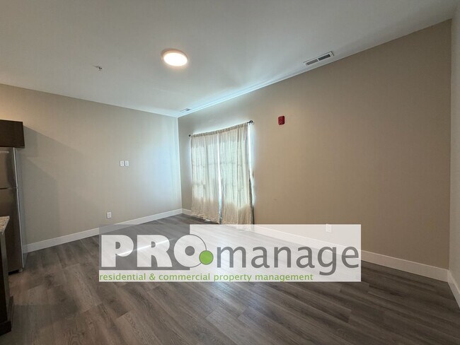 Foto del edificio - 2 Bd/1ba Upper-Level Apartment – Central Rexburg Location