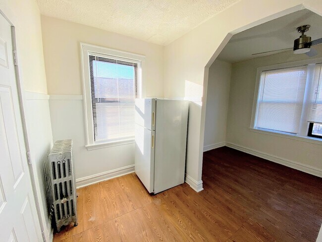 Foto del edificio - 3211 W Cortland St