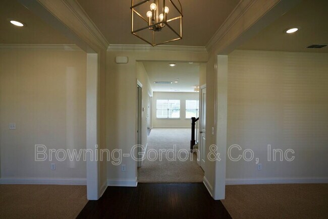 Foto del edificio - 797 Ravensdowne Dr