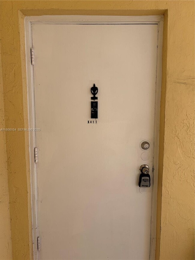 Building Photo - 7410 SW 82nd St