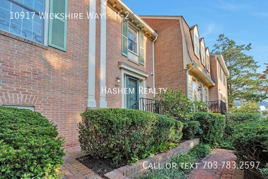 Primary Photo - Beatufiul 3 bedroom house in Rockville, Ma...