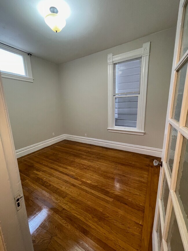 Bedroom 2 - 4186 20th St