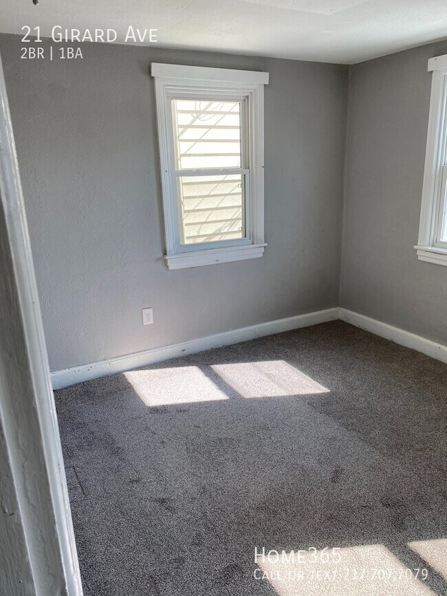 Building Photo - Amazing 2 bed 1.5 bath home with stunning ...