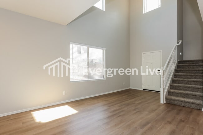 Building Photo - 11606 W Kinderman Dr