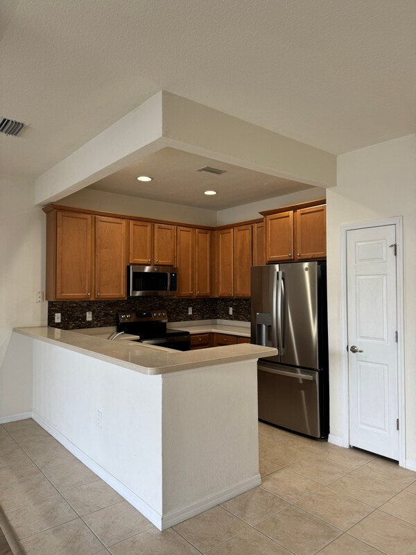 Building Photo - 6853 46th Way N