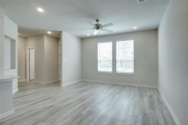 Building Photo - 1329 Pebblebrook Dr