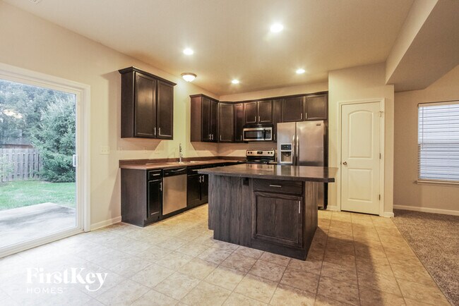 Building Photo - 3043 Sholty Ct