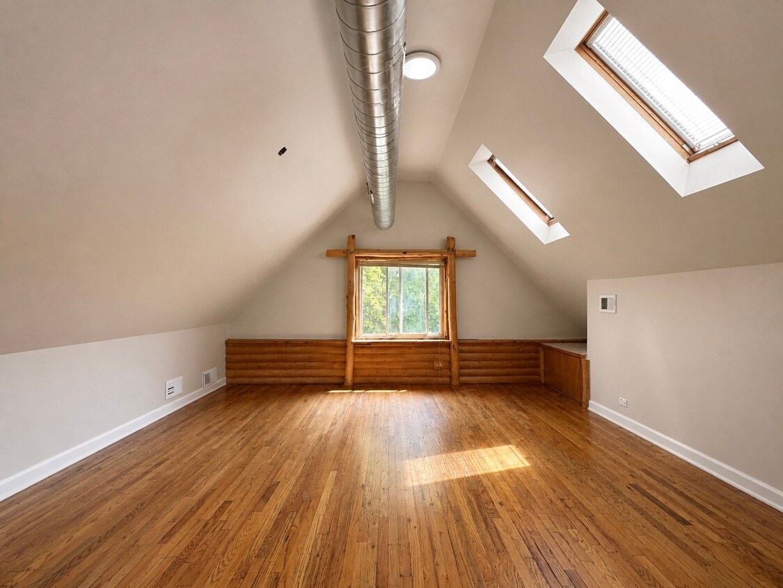 Photo - 2908 N Springfield Ave (Chicago, IL)