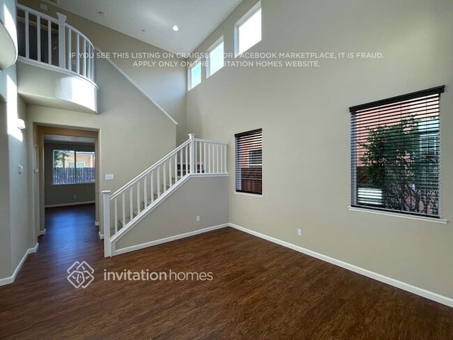 Building Photo - 1878 Hardy Dr