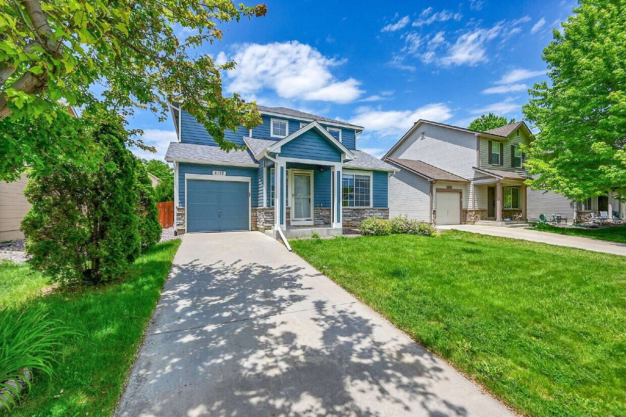 Foto principal - $2,550 - 3 Bed, 2.5 Bath Home in Fredrick ...