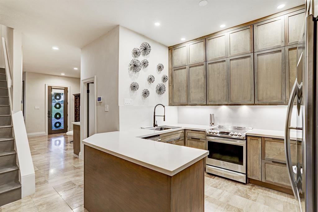Foto principal - 4516 Dickson St
