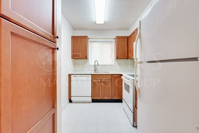 Foto del edificio - Centrally Located Beachside Condo in Ormond