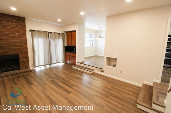 Foto del edificio - 3 br, 2.5 bath House - 1168 Capri Dr.