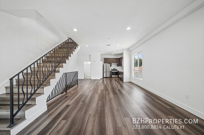 Building Photo - 6002 Klump Ave