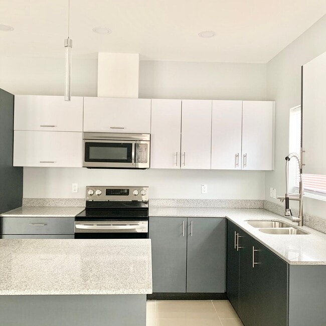 Foto del edificio - 2016 Summerland Ln