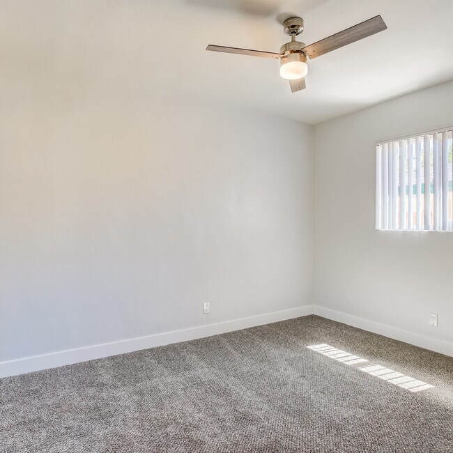 Building Photo - Modern & Beautiful! 2-Bedroom, 1-Bathroom ...