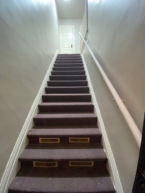 Apt 4 - 201 N French Ave