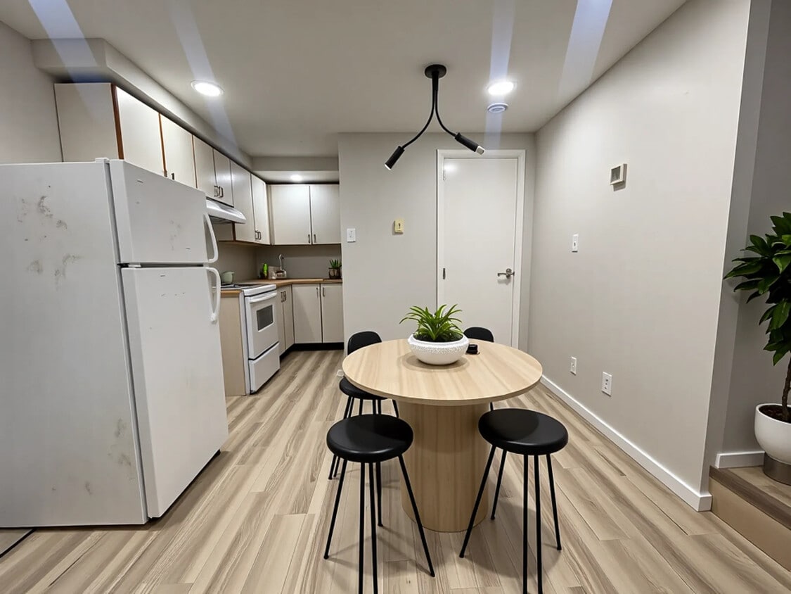 Primary Photo - Private Studio/ 1 Bed Close To Mac!