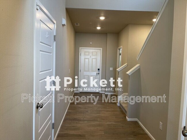 Foto del edificio - 938 Timberline Ave