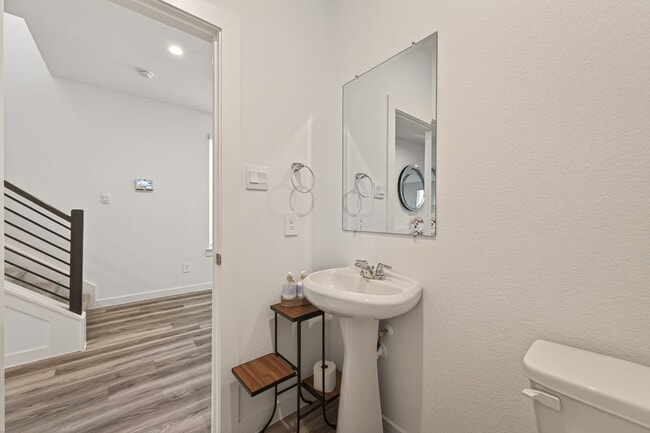 Building Photo - 10514 Wellesley Ter Trl