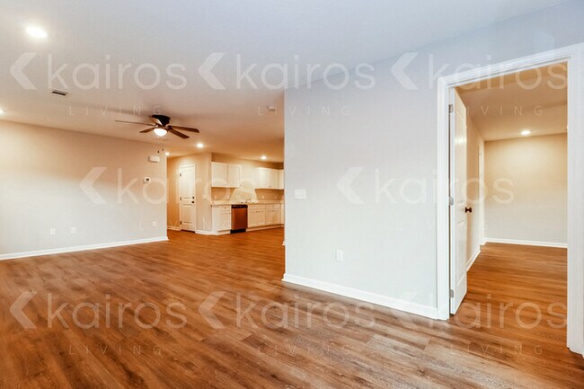 Foto del edificio - 52 Cottage Grove Dr