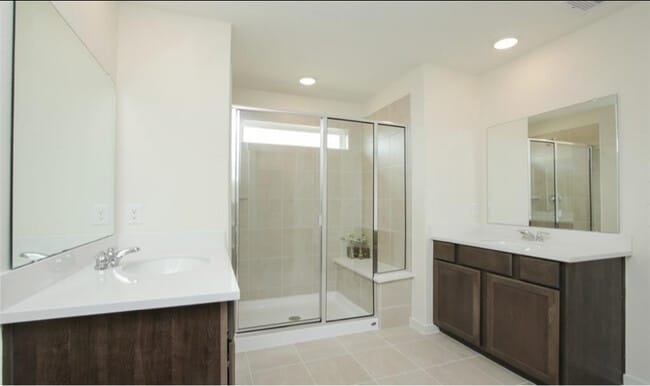 Foto del edificio - 7546 Coral Ter Dr