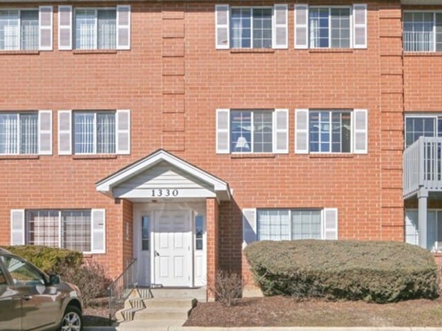 Building Photo - 1330 S Lorraine Rd
