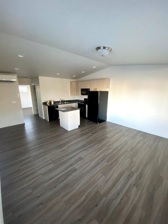 Building Photo - 3263 Fen Way