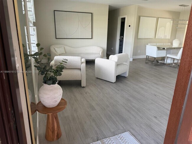 Foto del edificio - 5222 SW 128th Pl