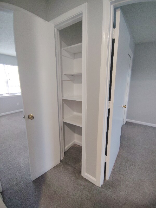 Foto del edificio - 22 Fonda Dr