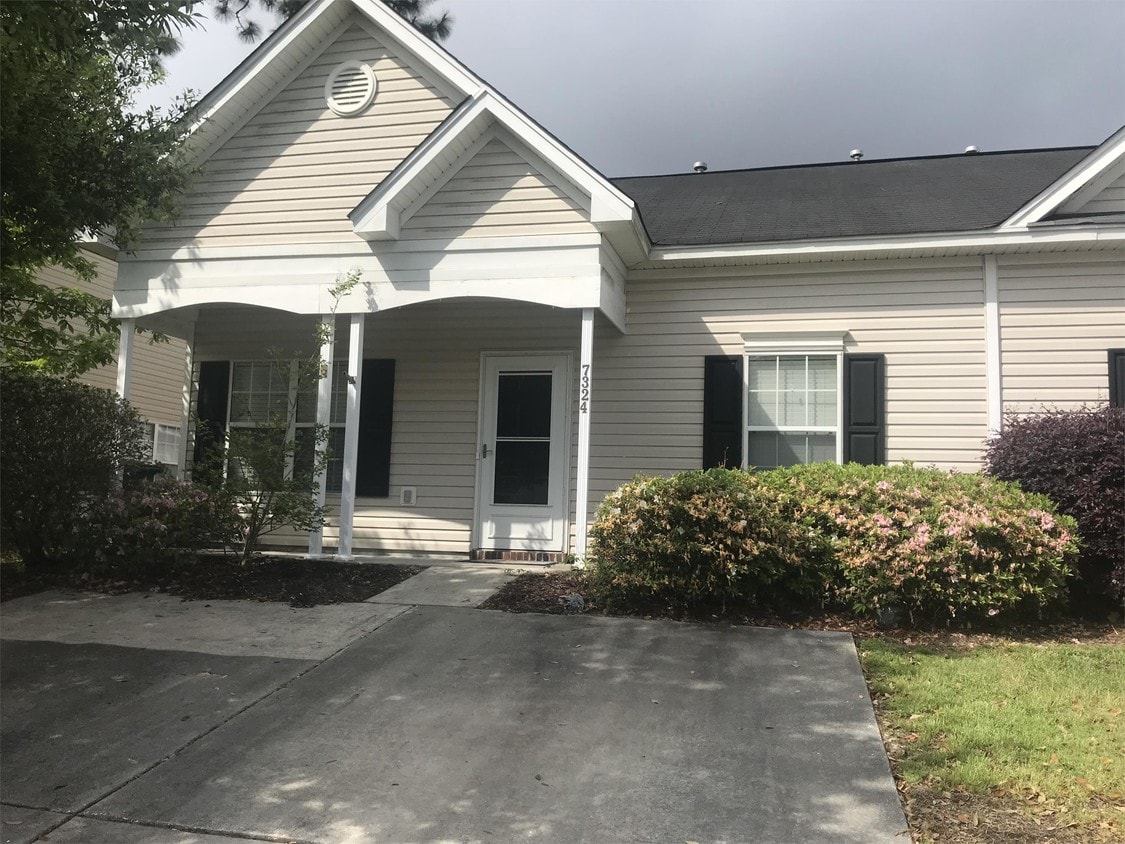 7324 Stoney Moss Way, Hanahan, SC 29410 House Rental in Hanahan, SC