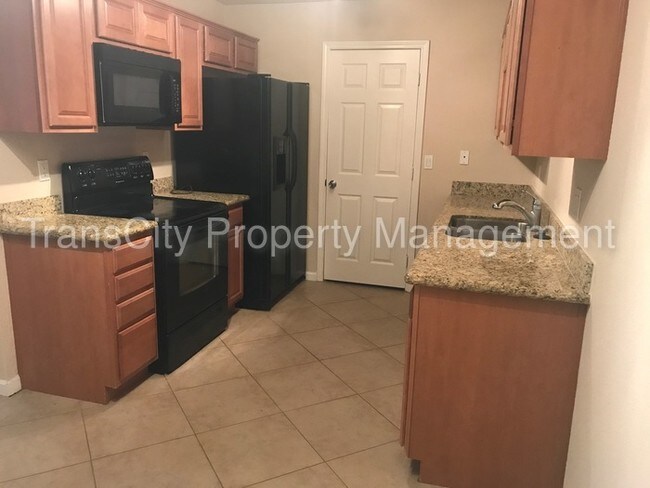 Foto del edificio - 3511 E Baseline Rd