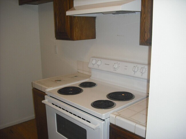 Foto del edificio - 2635 Yardarm Ave