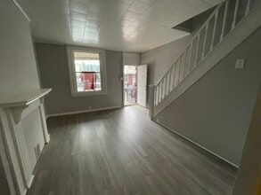 Building Photo - 3416 Tampa St