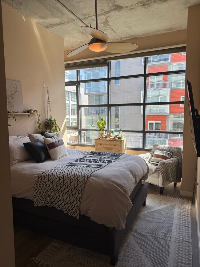 Foto del edificio - 1050 Island Ave