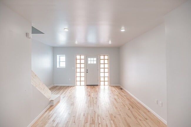 Photo - 5611 Arlington St Townhome