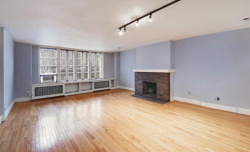 Primary Photo - 18 Gramercy Park S