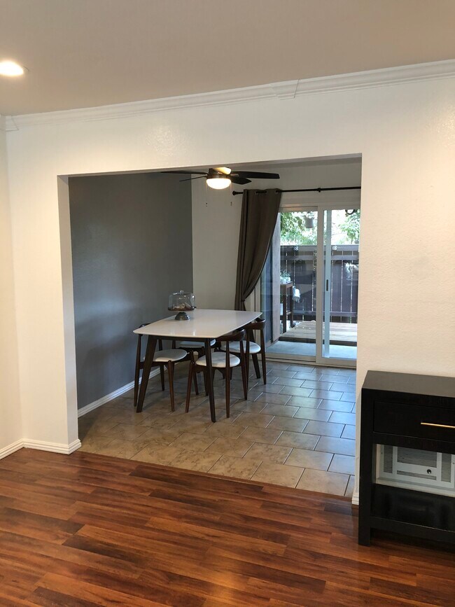 Building Photo - 7968 Mission Center Ct