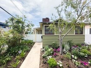Building Photo - 531 Monterey Dr