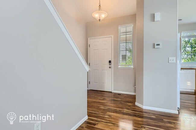 Building Photo - 3371 Bayberry Ln