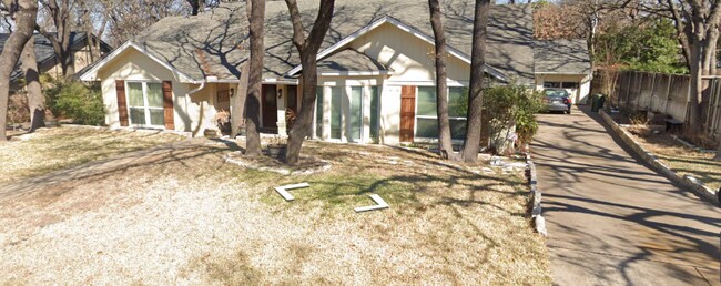 Building Photo - 5803 Thoreau Ln